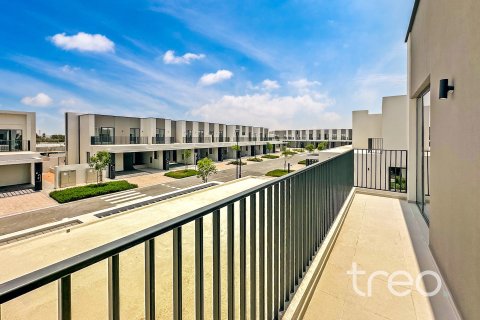 Huvila Dubai South (Dubai World Central), Dubai, Arabiemiraatit 4 makuuhuonetta, 231.7 m2 № 753691 - kuva 3