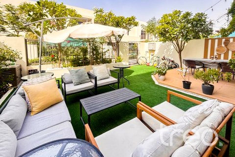 Townhouse în Town Square, Dubai, EAU 3 dormitoare, 204.29 mp.  №753692