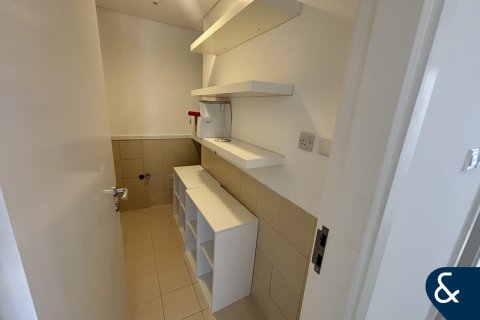 Müüa korter asukohaga Town Square, Dubai, AÜE: 3 magamistoaga, 131 m² Nr 688632 - pilt 8