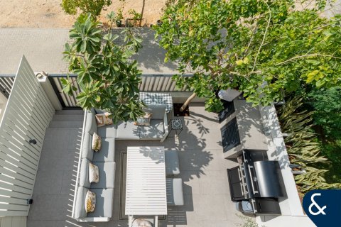 Müüa villa asukohaga Jumeirah Village Circle, Dubai, AÜE: 4 magamistoaga, 295 m² Nr 688645 - pilt 17