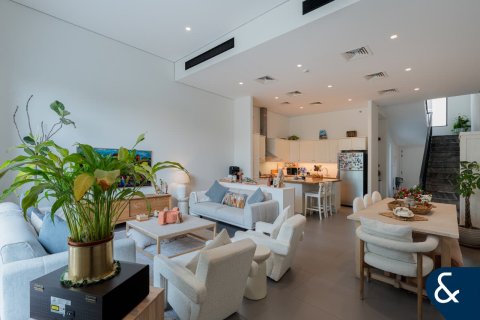 Müüa villa asukohaga Jumeirah Village Circle, Dubai, AÜE: 4 magamistoaga, 295 m² Nr 688645 - pilt 3