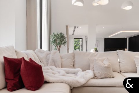 Villa zum Verkauf in Jumeirah Islands, Dubai, VAE 4 Schlafzimmer, 466 m2 Nr. 667430 - Foto 8