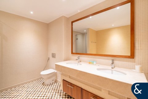 Lägenhet till försäljning i Dubai Marina, Dubai, UAE 2 sovrum, 139 kvm Nr. 667266 - fotografi 6