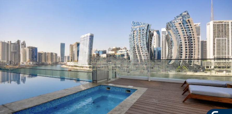 Apartmen di Business Bay, Dubai, UAE 1 bilik tidur, 90 meter persegi № 667265