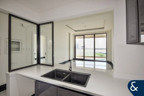 Apartmen di Business Bay, Dubai, UAE 1 bilik tidur, 90 meter persegi № 667265 - foto 9