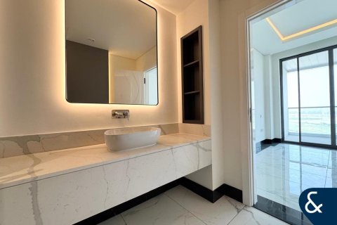 Apartmen di Business Bay, Dubai, UAE 1 bilik tidur, 90 meter persegi № 667265 - foto 18