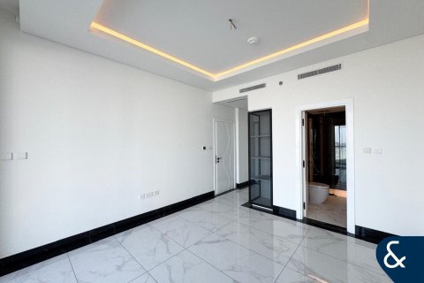 Apartmen di Business Bay, Dubai, UAE 1 bilik tidur, 90 meter persegi № 667265 - foto 12