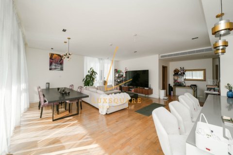 Apartament de închiriat în Al Wasl, Dubai, EAU 3 dormitoare, 204 mp.  №693644 - poză 5