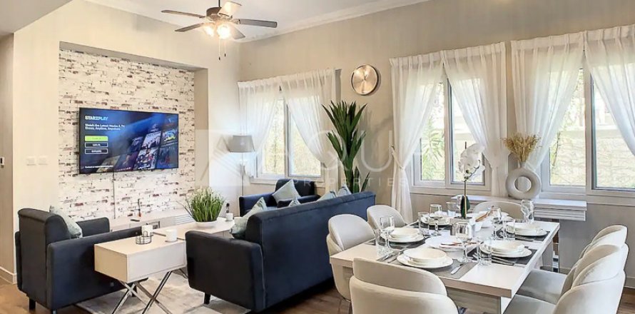 Huvila Serena, Dubai, Arabiemiraatit 3 makuuhuonetta, 211.1 m2 № 693647