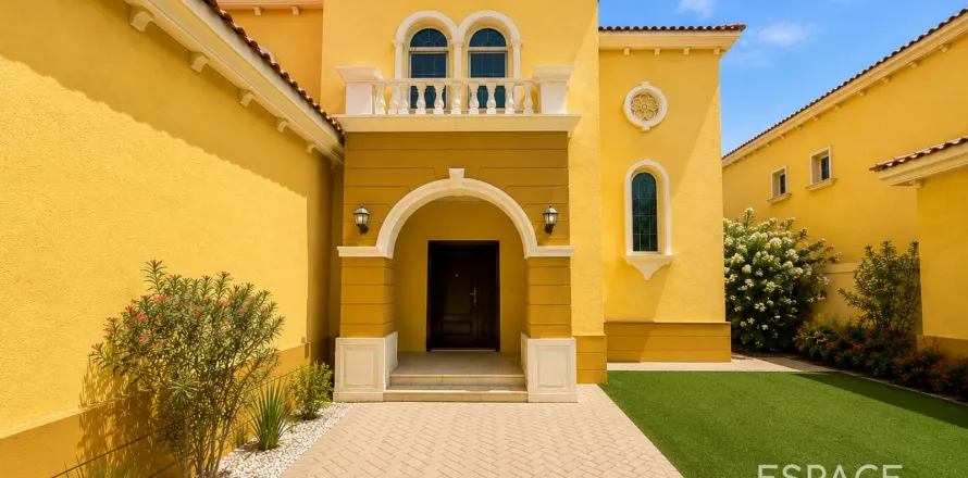 ویلا در Jumeirah Park، Dubai ، امارات متحده عربی 3 خوابه ، 374 متر مربع.  شماره 738162