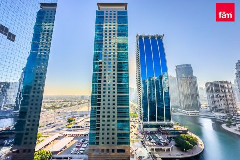 شقة للإيجار في دبي، الإمارات العربية المتحدة 4 غرفة نوم ، 219.8 متر مربع ، رقم 716054 - صورة 1