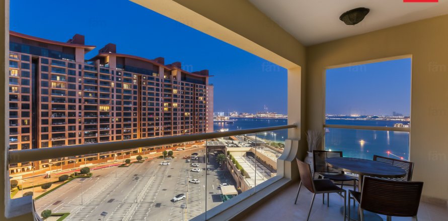 Palm Jumeirah, Dubai, संयुक्त अरब अमीरात में अपार्टमेंट, 2 बेडरूम, 155.2 वर्ग मीटर, संख्या 716055