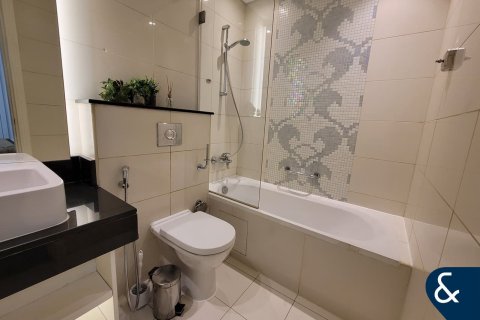 Apartment sa Business Bay, Dubai, UAE 2 silid-tulugan, 128 sq.m. № 685230 - larawan 9