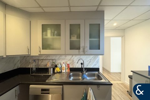 דירה להשכרה ב Jumeirah Beach Residence, Dubai, איחוד האמירויות  3 חדרי שינה, 176 מ"ר, מספר 685266 - תמונה 8