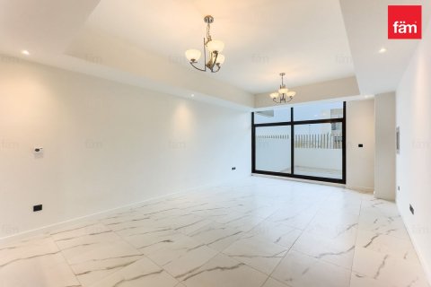 Dubai、UAE にあるヴィラ販売中 4ベッドルーム、333.1 m2、No691499 - 写真 2