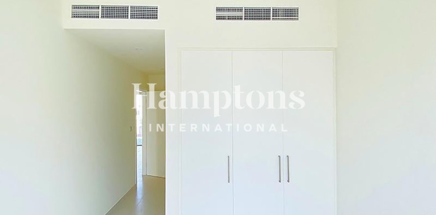 Villa a Dubai South (Dubai World Central), Dubai, EAU 4 camere da letto, 215.256 mq. № 692779