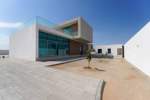 Khalifa City, Abu Dhabi, UAE의 임대용 상업용 부동산 침실 5개, 756제곱미터 번호 594780 - 사진 25
