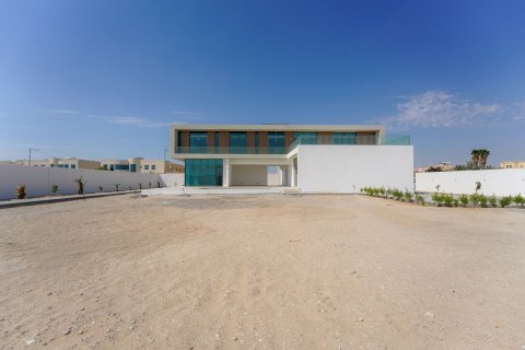 Khalifa City, Abu Dhabi, UAE의 임대용 상업용 부동산 침실 5개, 756제곱미터 번호 594780 - 사진 1