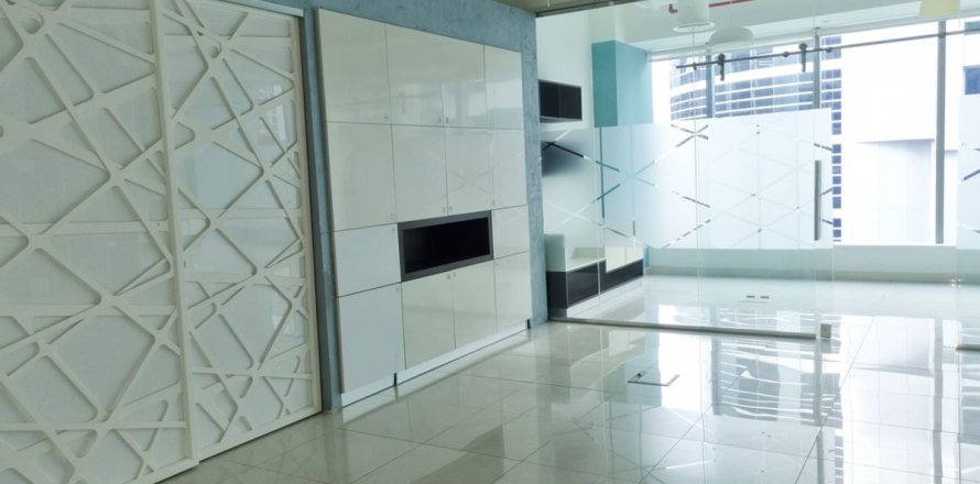 Business Bay, Dubai, UAE의 사무실 77제곱미터 번호 595003