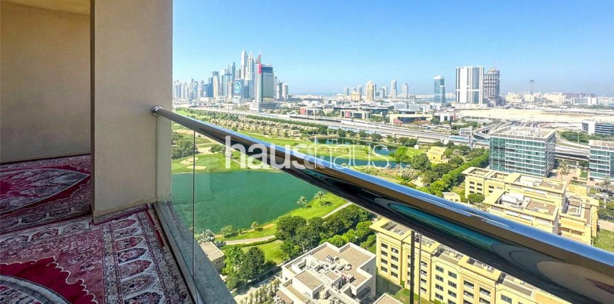 Apartment in The Views, Dubai, UAE 2 bedrooms, 118 sq.m. № 625751