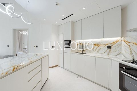 Apartment in Palm Jumeirah, Dubai, UAE 2 bedrooms, 144 sq.m. № 628182 - photo 11