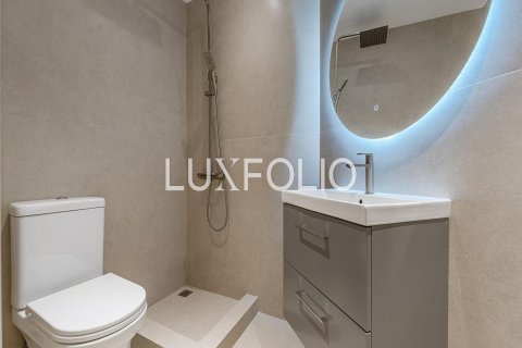 Apartment in Palm Jumeirah, Dubai, UAE 2 bedrooms, 144 sq.m. № 628182 - photo 16