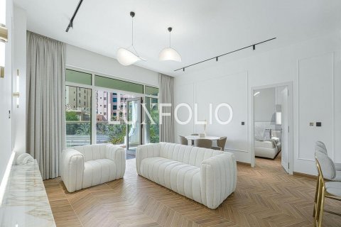 Apartment in Palm Jumeirah, Dubai, UAE 2 bedrooms, 144 sq.m. № 628182 - photo 1