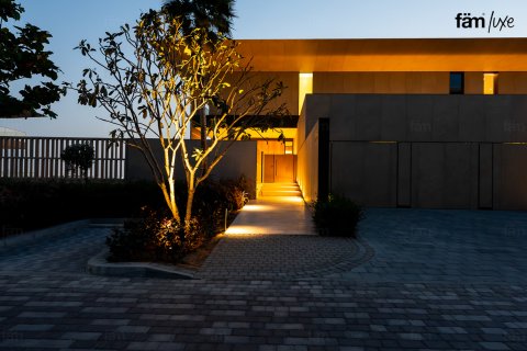 Villa in Dubai, UAE 5 bedrooms, 1280.7 sq.m. № 578045 - photo 21