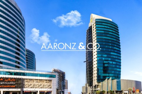 Üürile anda kontor asukohaga Business Bay, Dubai, AÜE: 49 m² Nr 693694 - pilt 9