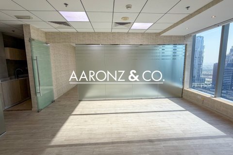 Kontor asukohaga Business Bay, Dubai, AÜE: 70 m² Nr 693696