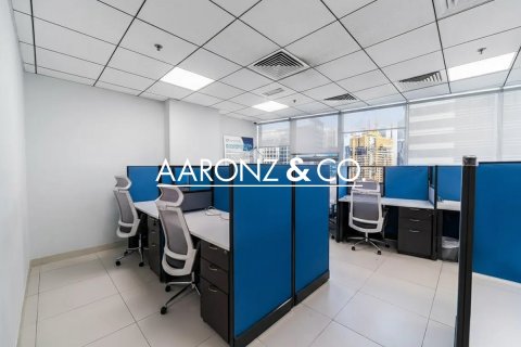 Üürile anda kontor asukohaga Business Bay, Dubai, AÜE: 155 m² Nr 693697 - pilt 6
