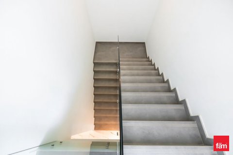 Řadový dům v Dubai, SAE 4 ložnice, 187.2 m² Č.: 624820 - fotografie 13