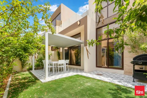 Řadový dům v Dubai, SAE 4 ložnice, 187.2 m² Č.: 624820 - fotografie 2
