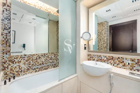 Appartement te koop in Downtown Dubai (Downtown Burj Dubai), Dubai, VAE 48 vr.m., nr 690977 - foto 16