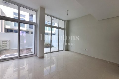 Řadový dům v Dubai, SAE 5 ložnice, 227.89105900 m² Č.: 583390 - fotografie 4