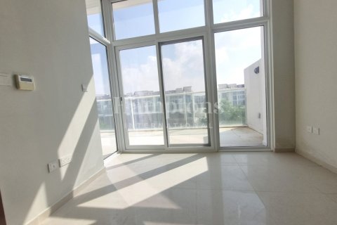Řadový dům v Dubai, SAE 5 ložnice, 227.89105900 m² Č.: 583390 - fotografie 17