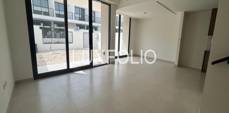 Townhouse in Town Square, Dubai, UAE 3 bedrooms, 189 sq.m. № 628362