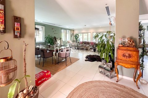 Vilë në Jumeirah Park, Dubai, Emiratet e Bashkuara Arabe 5 dhoma gjumi, 436 m2. № 626098 - Foto 9