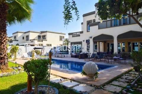 Vilë në Jumeirah Park, Dubai, Emiratet e Bashkuara Arabe 5 dhoma gjumi, 436 m2. № 626098 - Foto 2