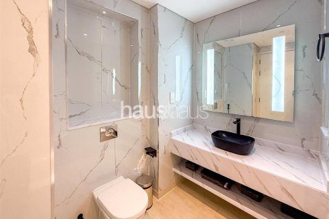 Apartment in Business Bay, Dubai, UAE 1 bedroom, 91 sq.m. № 626096 - photo 8