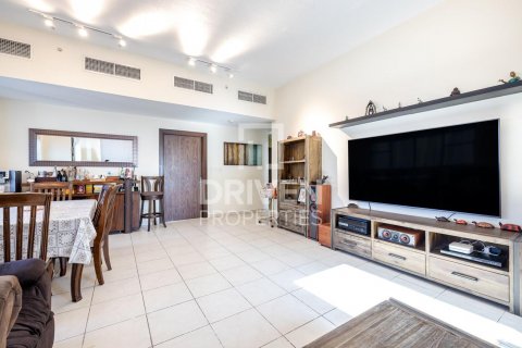 Apartment in Business Bay, Dubai, UAE 3 bedrooms, 170 sq.m. № 601994 - photo 2