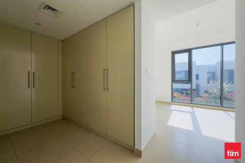 Vila v Dubai Hills Estate, SAE 4 spálne, 326 m2 č. 659004 - Fotografia 18