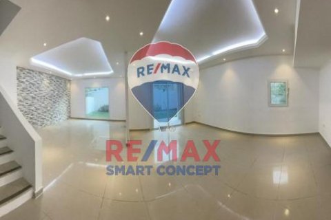 阿联酋 Abu Dhabi Al Reef 待售 : 5 卧, 348.3 平方米 , 编号580534 - 照片 12