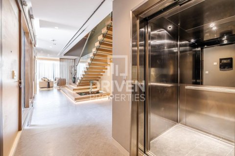 Müüa villa asukohaga Jumeirah, Dubai, AÜE: 4 magamistoaga, 421 m² Nr 653247 - pilt 16