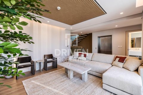 Müüa villa asukohaga Jumeirah, Dubai, AÜE: 4 magamistoaga, 421 m² Nr 653247 - pilt 14