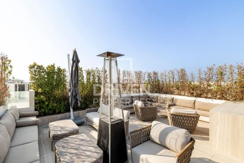 Müüa villa asukohaga Jumeirah, Dubai, AÜE: 3 magamistoaga, 275 m² Nr 653249 - pilt 24