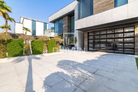 Müüa villa asukohaga Jumeirah, Dubai, AÜE: 4 magamistoaga, 1030 m² Nr 653248 - pilt 28