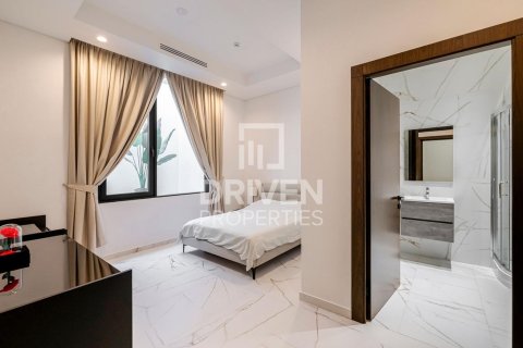 Müüa villa asukohaga Jumeirah, Dubai, AÜE: 4 magamistoaga, 1030 m² Nr 653248 - pilt 18