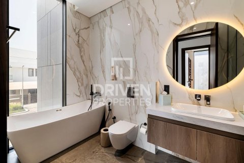 Müüa villa asukohaga Jumeirah, Dubai, AÜE: 4 magamistoaga, 1030 m² Nr 653248 - pilt 23
