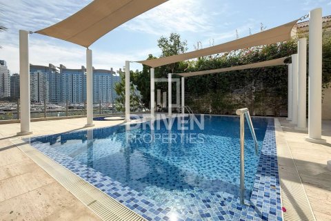 Villa til leie i Palm Jumeirah, Dubai, Emiratene 6 soverom, 1245.37 kvm Nr. 745827 - Foto 27